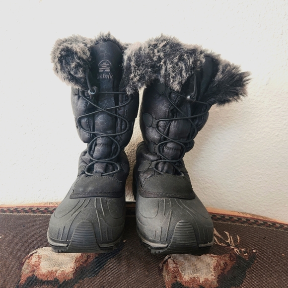Kamik Women's Snow Boots Black Fur Thinsulate Lined Winter Waterproof Size 10 - Picture 3 of 9